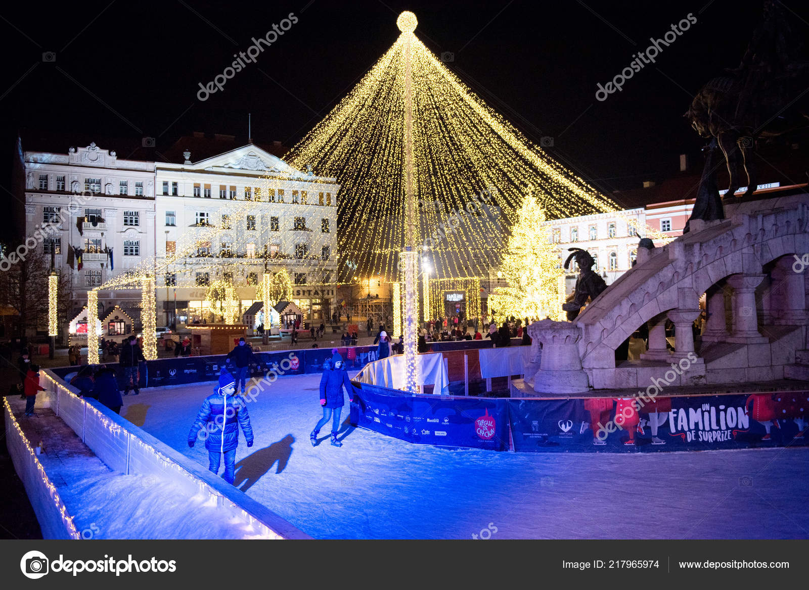 Cluj Napoca Romania December 2018 People Ice Skating Night