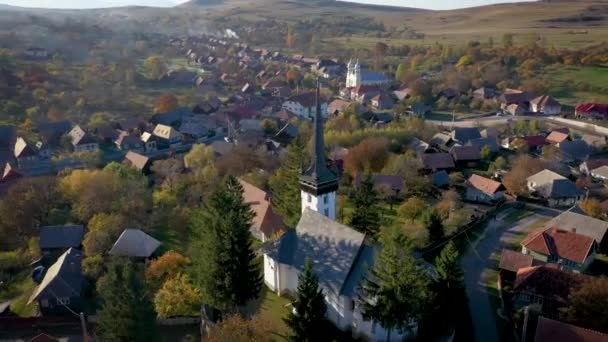 Luchtfoto Oogpunt Drone Beelden Van Een Protestantse Kerk Transsylvanië Roemenië — Stockvideo