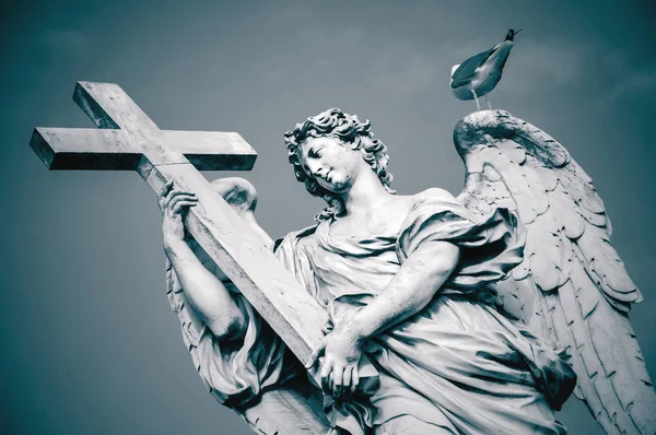 Statue Angel Cross Ponte Sant Angelo Rome Italy Toned Image — Stock Photo, Image