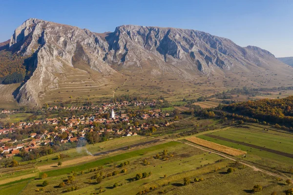 Luchtfoto Drone Weergave Van Piatra Secuiului Szekelyko Berg Rimetea Torocko — Stockfoto