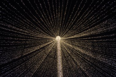 Noel ışıkları şehrin arka plan