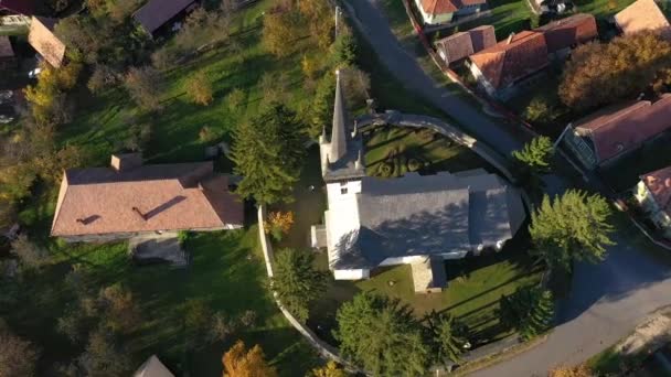 Εναέριο Κηφήνα Πλάνα Μια Προτεσταντική Μεταρρυθμισμένη Εκκλησία Στη Τρανσυλβανία Ρουμανία — Αρχείο Βίντεο