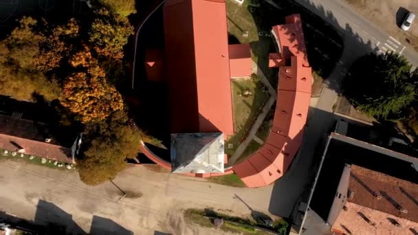 Aerial Drone Movie Flying Protestant Reformed Church Rimetea Torocko Village — Stock Video