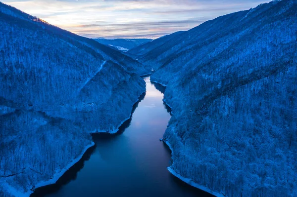 Veduta Aerea Drone Lago Inverno Durante Ora Blu — Foto Stock