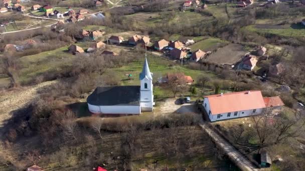 Luchtfoto Bekijken Van Een Kerk Door Drone Transsylvanië Roemenië — Stockvideo