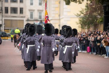 Guard parade, Londra değiştirme