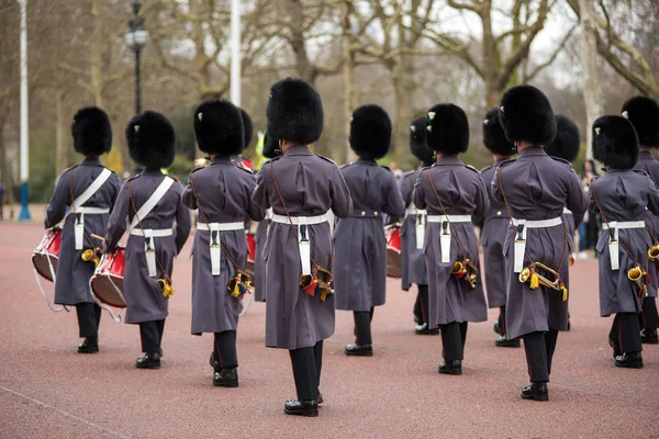 Cambiando el desfile de la Guardia, Londres —  Fotos de Stock