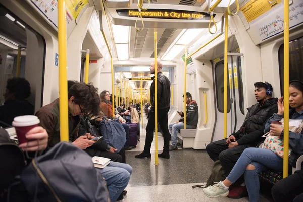 London Underground cső szólította fel a nicjname — Stock Fotó