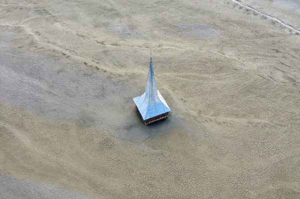 Aerial view of flooded and abandoned church — Stock Photo, Image