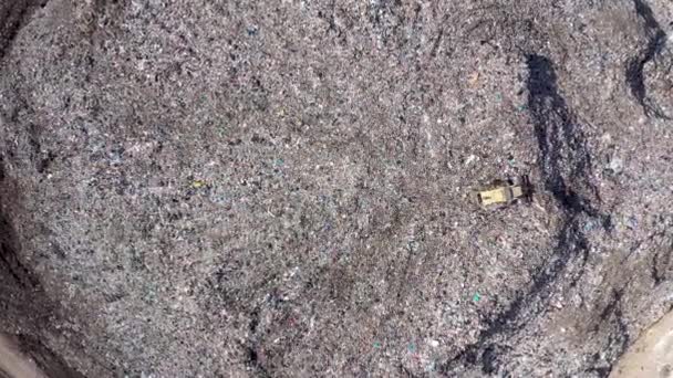 Luchtfoto Top Drone Weergave Van Grote Vuilnis Stapel Trash Dump — Stockvideo