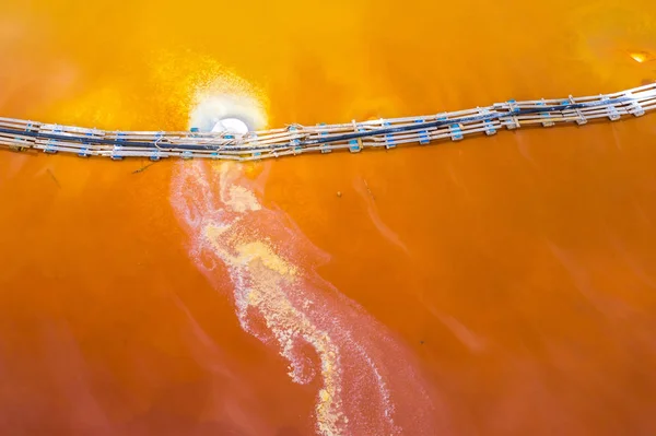 Vista aérea del agua de la mina de cobre rojo —  Fotos de Stock
