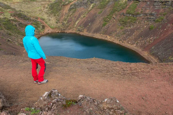 Lago da cratera Kerid no Círculo Dourado, Islândia — Fotografia de Stock