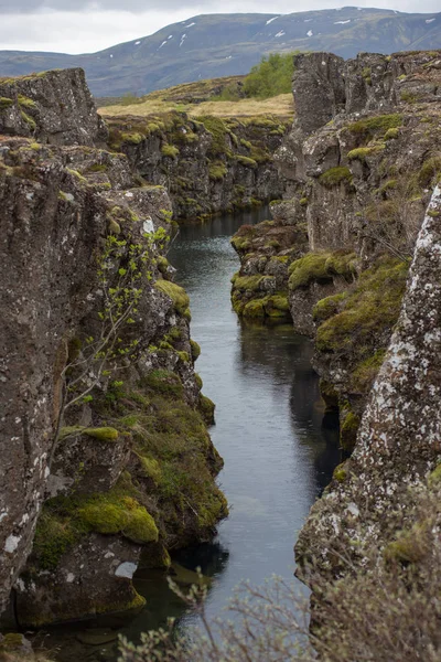 Fisura de Silfra en el Parque Nacional Thingvellir, Islandia — Foto de Stock