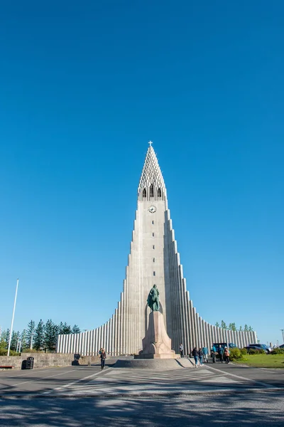 Hallgrimskirkja Lutheran kilisesi Reykjavik, İzlanda — Stok fotoğraf