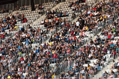 Futbol taraftarları, tribün taraftarları kalabalık