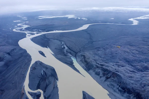 Vzdušný pohled na obrovské říční lůžko, Island — Stock fotografie