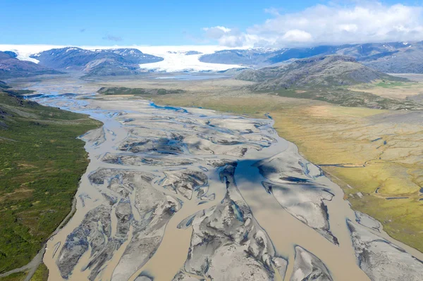 Légi drone kilátás a jeges folyórendszerről, Izland — Stock Fotó