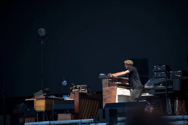 Nils Frahm suonare al pianoforte — Foto Stock