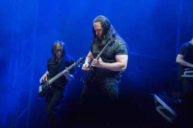 John Petrucci gitarist canlı performans