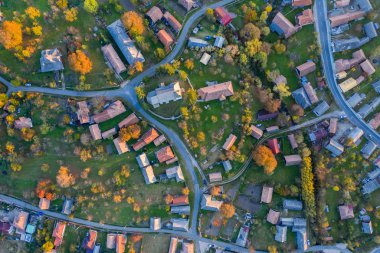 Köy hava üst dron görünümü