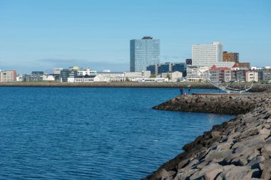 REYKJAVIK, ICELAND - 24 Mayıs 2019: Reykjavik İzlanda 'nın başkentidir ve her yıl turist kalabalığı tarafından ziyaret edilir.