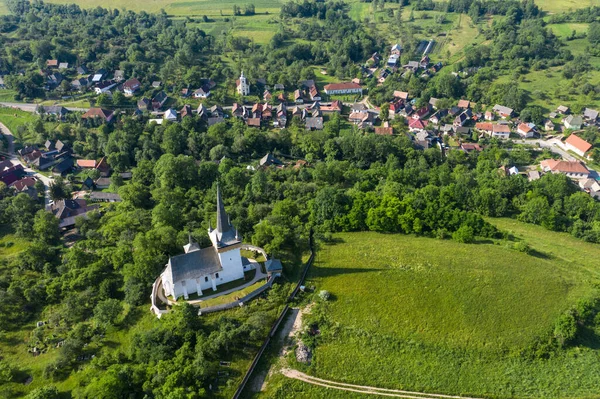 Luchtfoto Van Valeni Magyarvalko Hervormde Kerk Transsylvanië Roemenië — Stockfoto