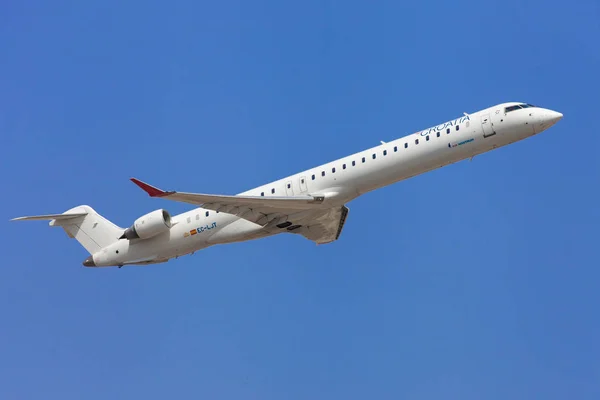 Barcelona España Mayo 2018 Croatia Airlines Bombardier Crj 1000 Despega —  Fotos de Stock