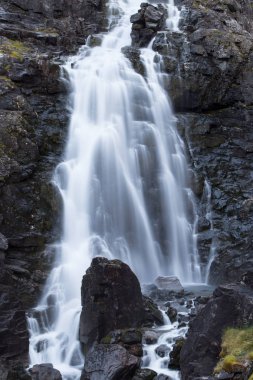 Stigfossen Stigfossbrua köprü, daha fazla og şelale Romsdal, Norveç