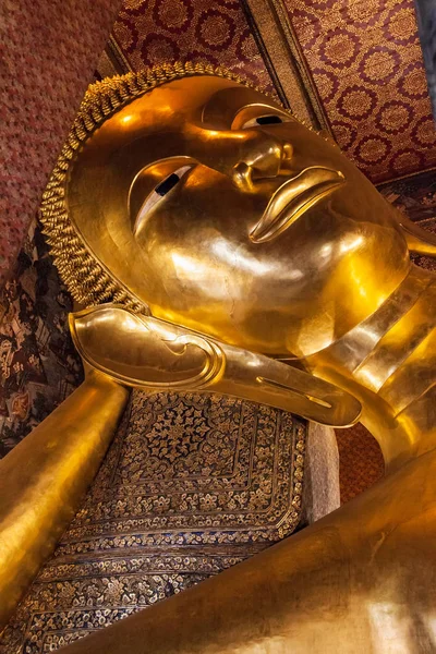 Phra Buddhasaiyas Den Liggande Buddhaen Vid Wat Pho Bangkok Thailand — Stockfoto