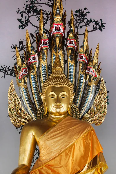 Bouddha Assis Abrité Par Une Naga Wat Pho Bangkok Thaïlande — Photo