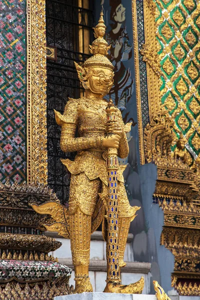 Gyllene Yak på Phra Mondop — Stockfoto
