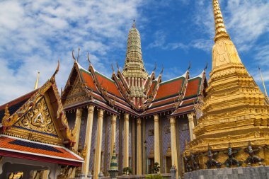 Kraliyet Pantheon adlı Wat Phra Kaew, Bangkok, Tayland