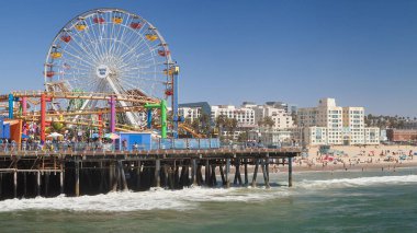 Las Angeles, California - 9 Eylül 2019 Pasifik Parkı ve Santa Monica Plajı, Los Angeles, ABD