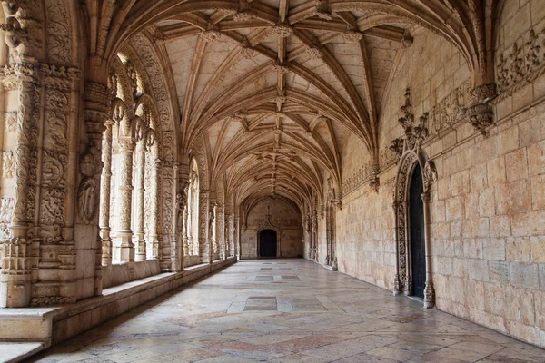 Claustro Inferior Mosteiro Dos Jerónimos Lisboa Portugal — Fotografia de Stock