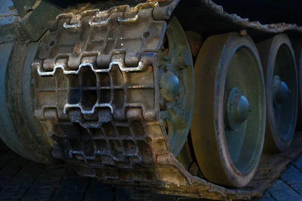 Caterpillar of a machine gun (tank).