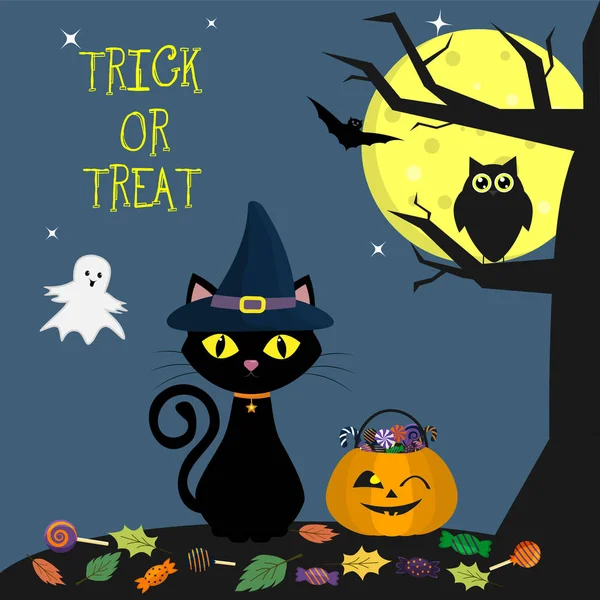 Halloween fericit. Pisica Helluinsky din pălăria vrăjitoarei stă lângă copac. Dovleac cu dulciuri, bufniţă, fantomă, lună plină noaptea. Dulciuri și frunze, vampiri volatili și stele . — Vector de stoc