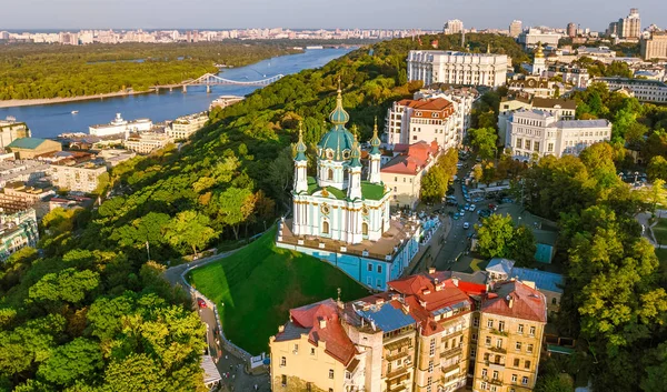 Hava Dron Görünümü Saint Andrew Kilisesi Andreevska Street Yukarıdan Cityscape — Stok fotoğraf