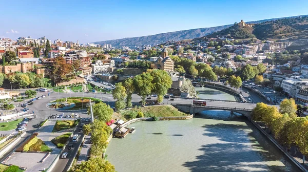 Tbilisi Skyline Luchtfoto Drone Uitzicht Van Boven Kura Rivier Oude — Stockfoto