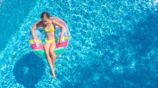 Aerial Drone View Little Girl Swimming Pool Kid Swims Inflatable — Stock Photo, Image