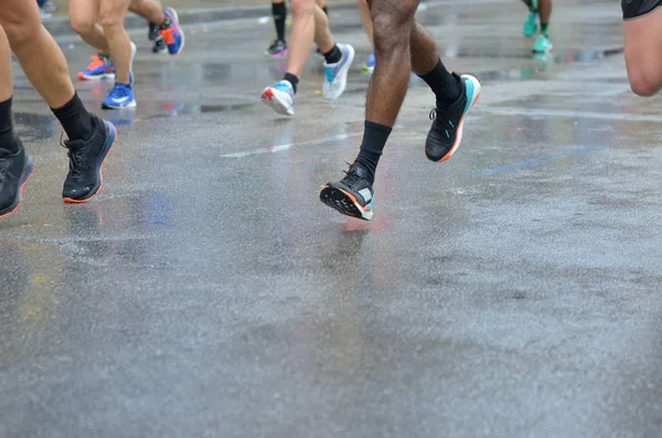 Course Marathon Nombreux Coureurs Pieds Sur Route Compétition Sportive Fitness — Photo