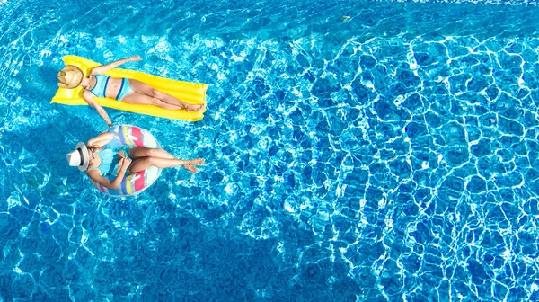 Enfants Dans Piscine Vue Aérienne Sur Drone Fom Dessus Enfants — Photo