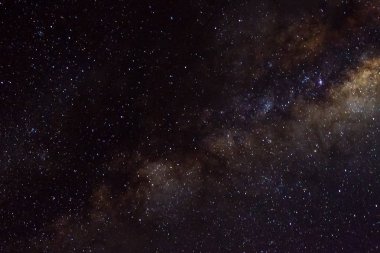 Yıldızlar ve galaksiler gökyüzü gece evreni parlak yıldız alanının siyah yıldızlı arka planı