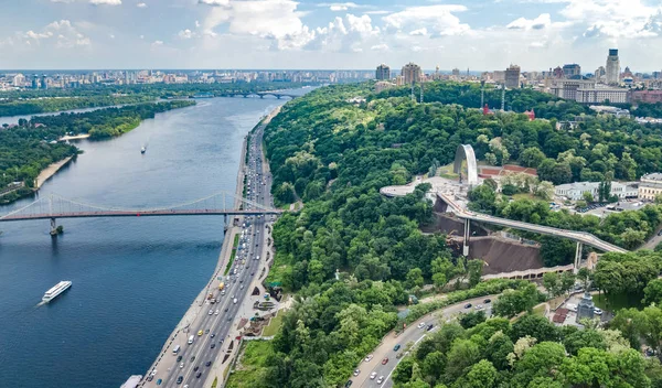 Aerial Drone Utsikt Över Nya Fotgängare Cykling Park Bro Konstruktion — Stockfoto