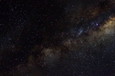 Yıldızlar ve galaksiler gökyüzü gece evreni parlak yıldız alanının siyah yıldızlı arka planı