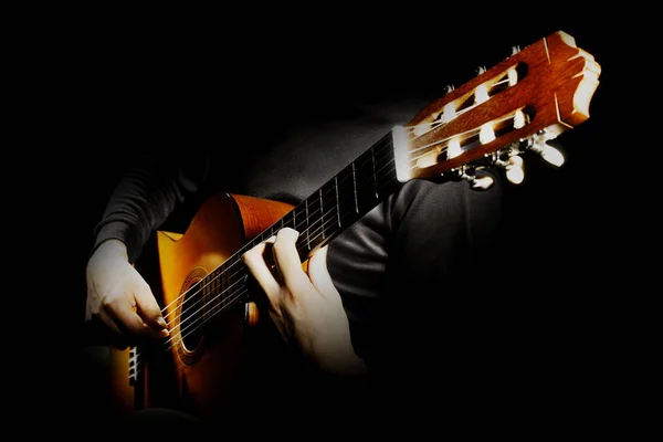 声学吉他播放器 古典吉他弹奏者演奏西班牙吉他特写手隔绝 — 图库照片