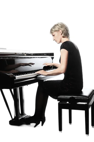 Pianospiller Pianistkvinne Spiller Stor Pianokonsert Klassisk Musiker Isolert Hvit – stockfoto