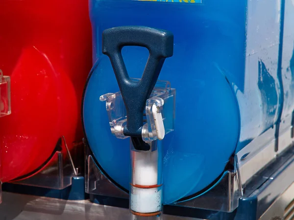 Ημιστερεά Γρανιτα Πάγο Μηχανή Λήψης Ένα Κατάστημα Γρήγορου Φαγητού — Φωτογραφία Αρχείου