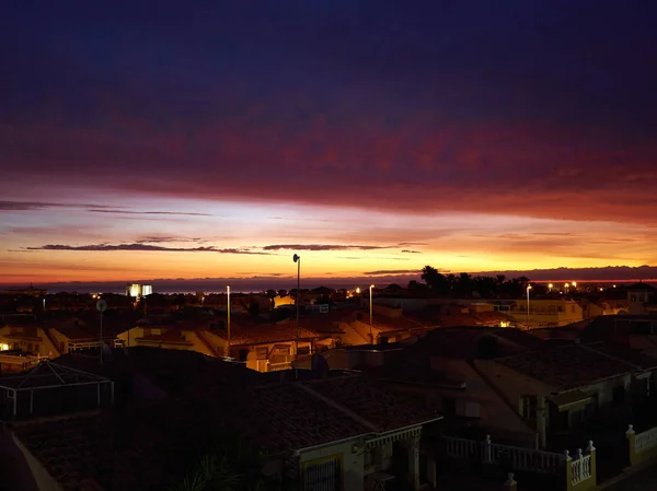 Hermoso Dramático Lleno Ambiente Amanecer Sobre Balneario Verano Orihuela Costa —  Fotos de Stock