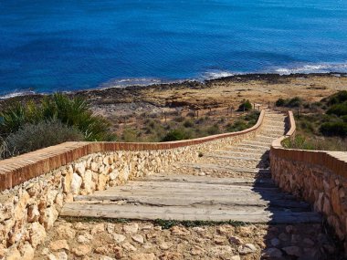 Cabo Roig ünlü promenade. Costa Blanca. İspanya büyük yaz seyahat hedef