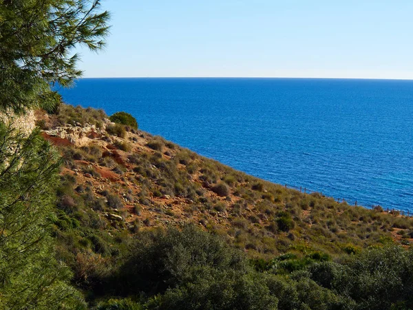 Popüler yaz seyahat hedef güzel Campoamor Orihuela sahil İspanya plaj önü